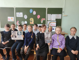 Накануне праздника Дня Победы в нашей школе прошли классные часы, посвященные 79 годовщине Победы в Великой Отечественной Войне..